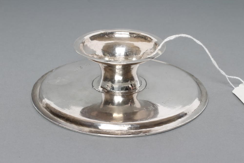A QUEEN ANNE IRISH SILVER FOOTED WAITER Image