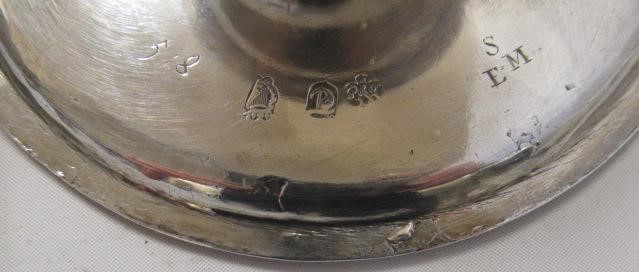 A QUEEN ANNE IRISH SILVER FOOTED WAITER Image