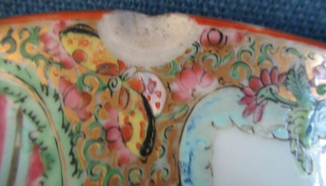 A CANTONESE PORCELAIN JARDINIERE of circular form with everted rim and drainer hole to base Image