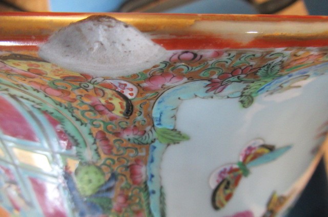 A CANTONESE PORCELAIN JARDINIERE of circular form with everted rim and drainer hole to base Image