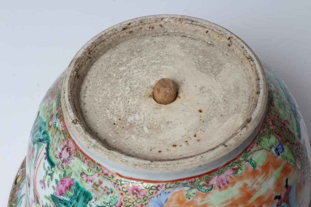 A CANTONESE PORCELAIN JARDINIERE of circular form with everted rim and drainer hole to base Image