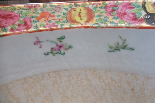 A CANTONESE PORCELAIN JARDINIERE of circular form with everted rim and drainer hole to base Image