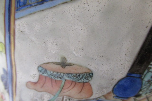 A LARGE PAIR OF CHINESE PORCELAIN ALCOVE VASES of baluster form with pierced lug handles Image