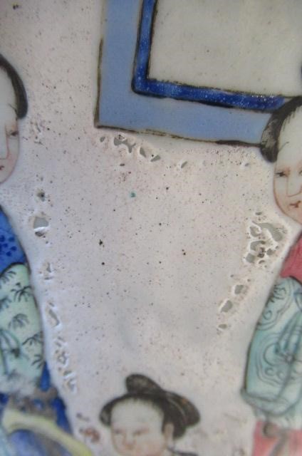 A LARGE PAIR OF CHINESE PORCELAIN ALCOVE VASES of baluster form with pierced lug handles Image