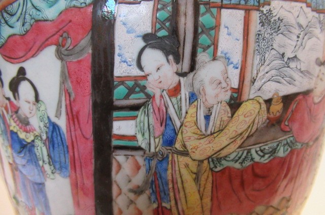 A LARGE PAIR OF CHINESE PORCELAIN ALCOVE VASES of baluster form with pierced lug handles Image