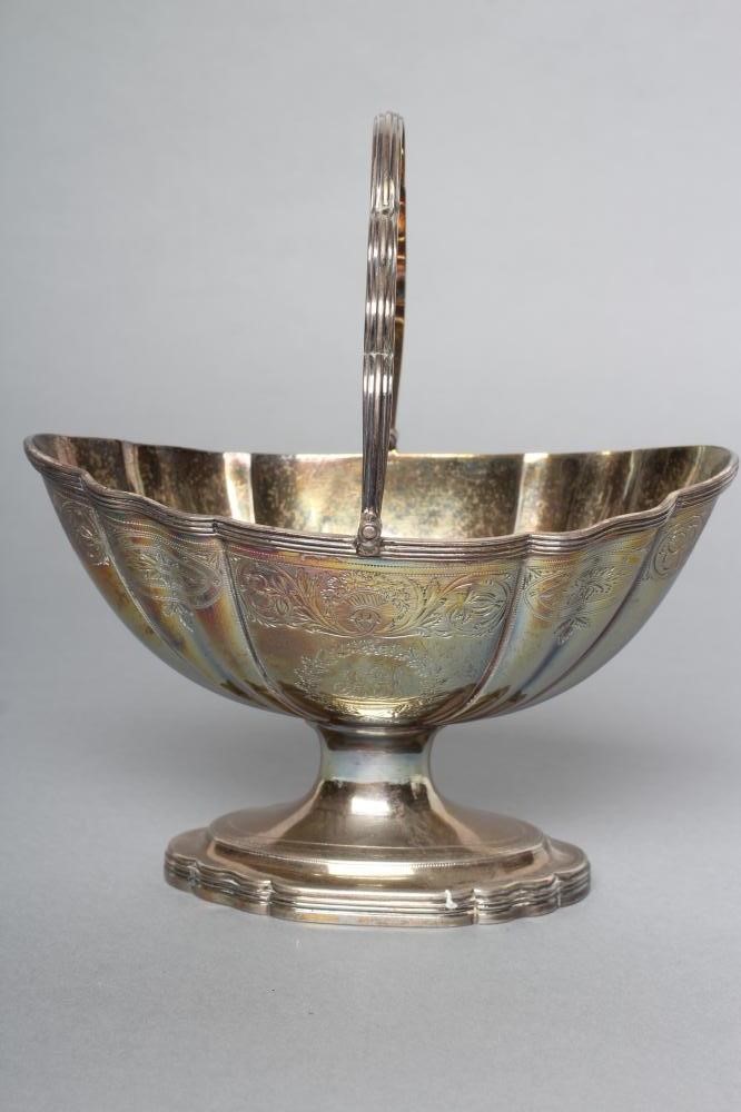 A GEORGE III SILVER SUGAR BASKET Image
