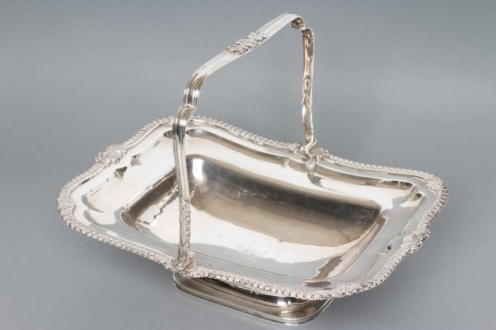 A LATE GEORGE III SILVER BASKET Image