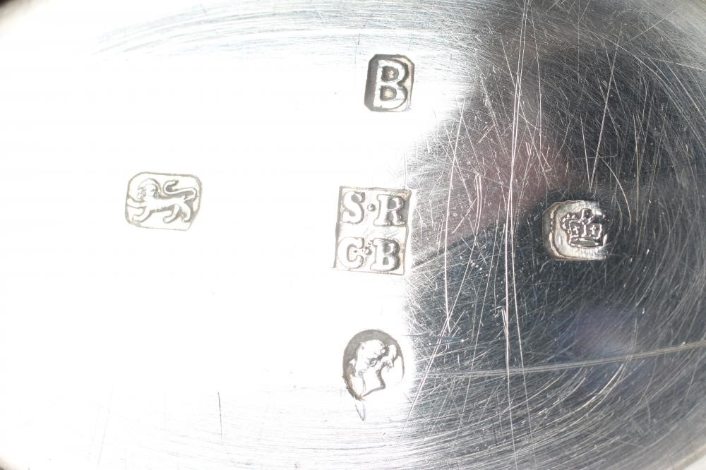 A VICTORIAN SILVER BASKET Image