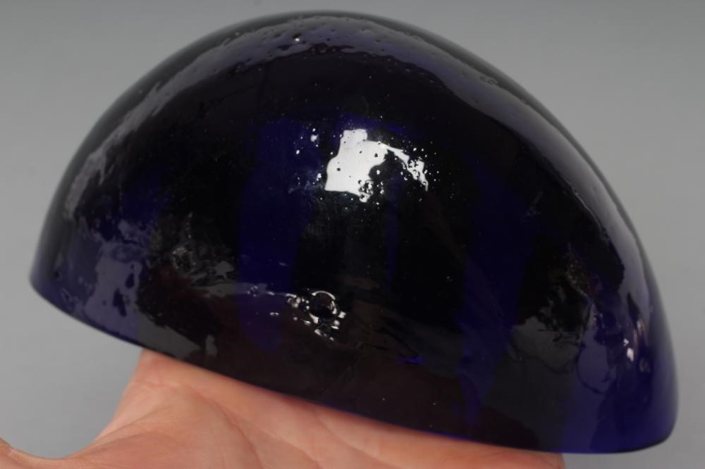 A GEORGE III SILVER SUGAR BASKET Image