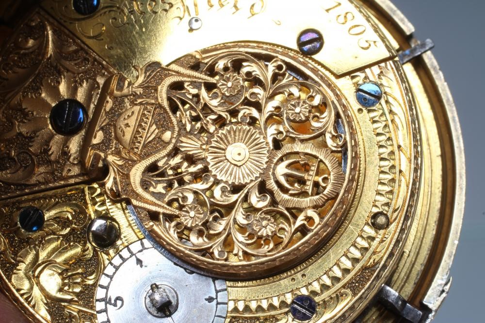 A GEORGE III SILVER GILT PAIR CASED POCKET WATCH Image