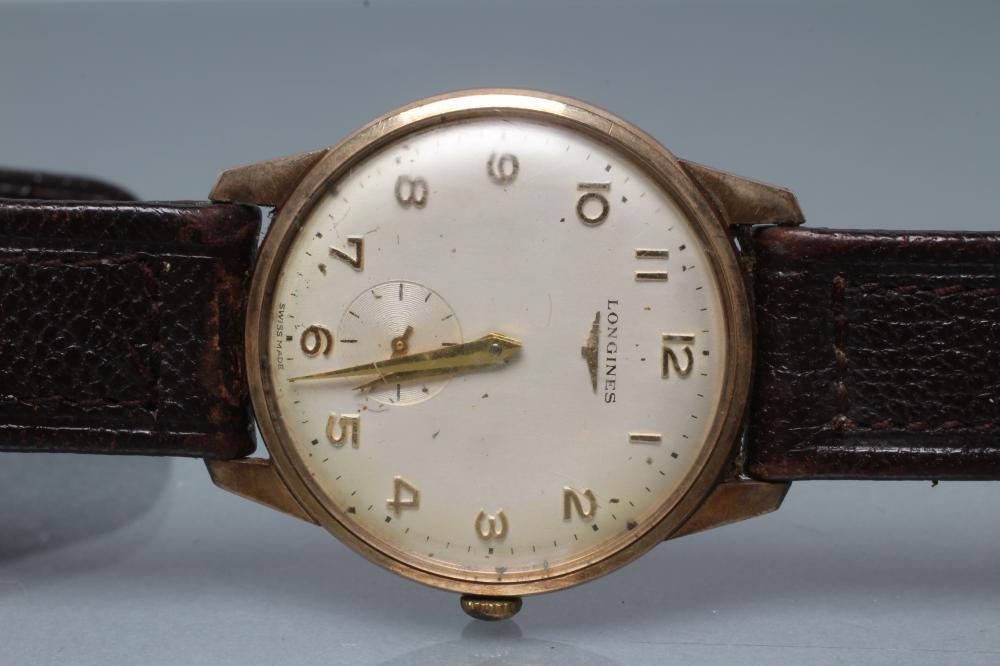 A GENTLEMAN'S 9CT GOLD LONGINES WRISTWATCH Image