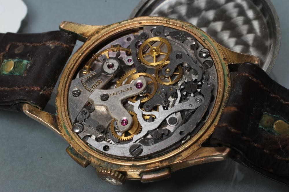 A GENTLEMAN'S BREITLING PREMIER WRISTWATCH Image