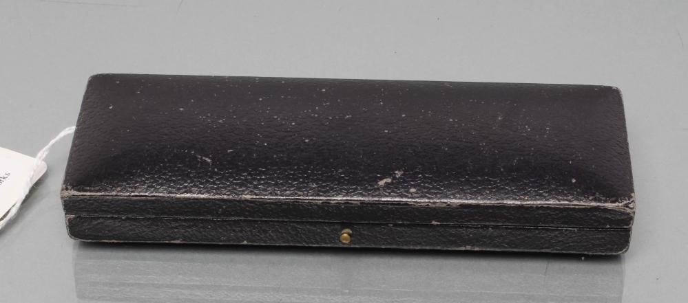 A GENTLEMAN'S 18CT GOLD J.W. BENSON WRISTWATCH Image