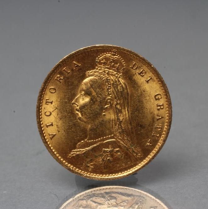 A VICTORIA SHIELD BACK HALF SOVEREIGN Image