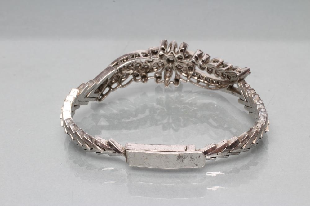 A DIAMOND BRACELET Image