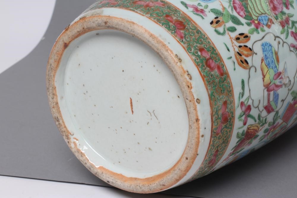 A CANTONESE PORCELAIN VASE of flared cylindrical form with sloping shoulders and two fixed lion mask Image