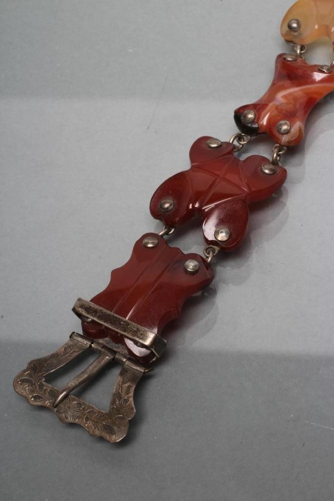 A VICTORIAN SCOTTISH STRAP BRACELET Image