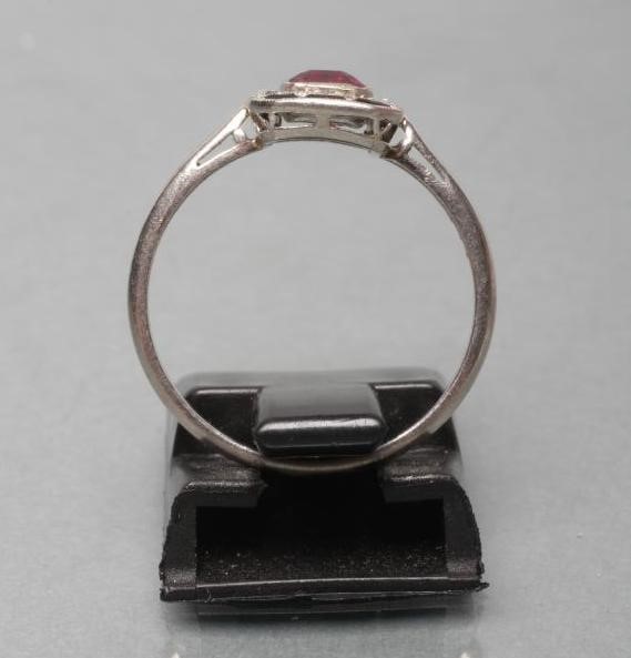 AN ART DECO PLAQUE RING Image