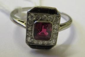 AN ART DECO PLAQUE RING Image