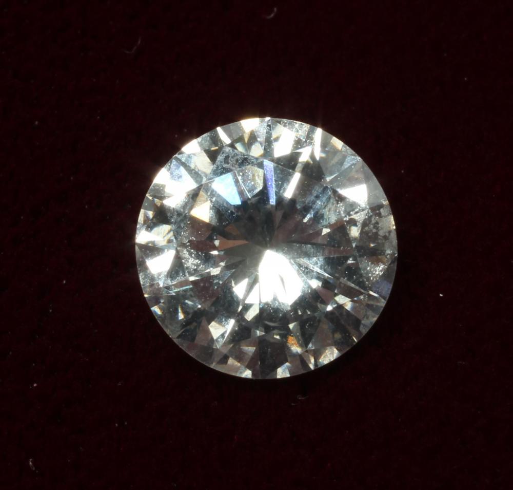 A BRILLIANT CUT DIAMOND of approximately 1.95cts Image