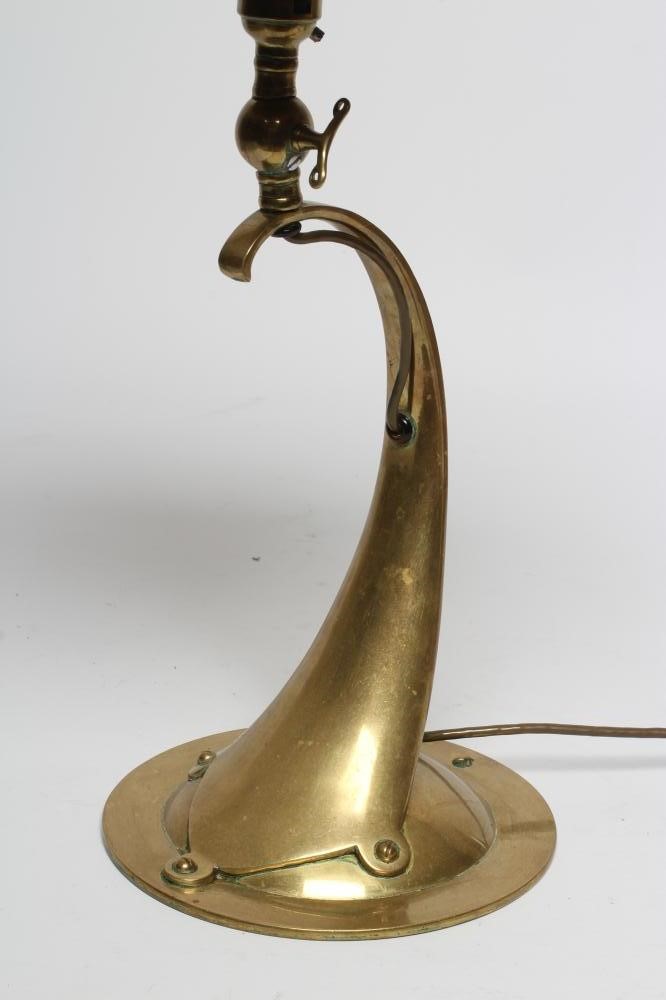 AN ARTS AND CRAFTS STYLE BRASS TABLE LAMP Image