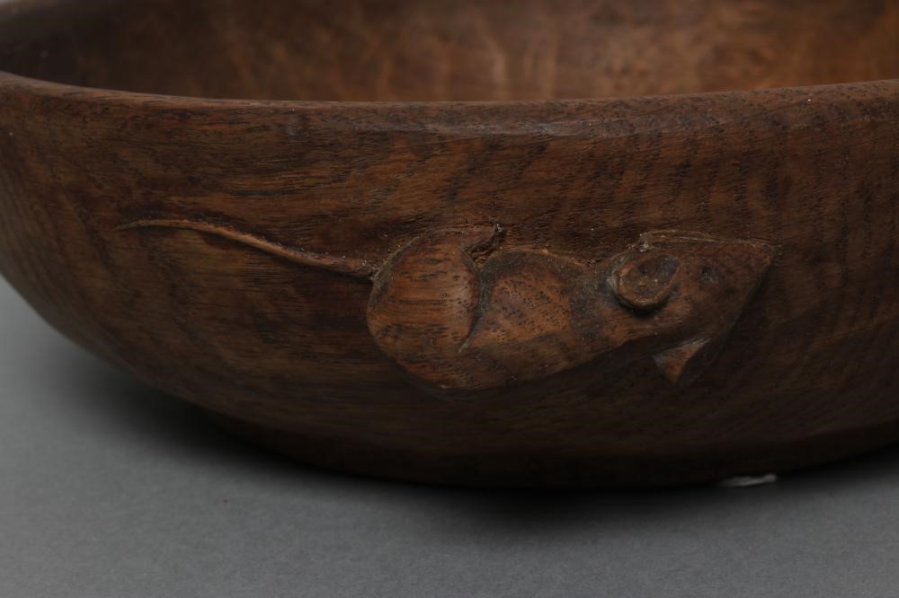 A ROBERT THOMPSON ADZED OAK FRUIT BOWL Image