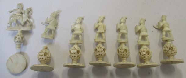 A COMPOSITE CHINESE IVORY PUZZLE BALL CHESS SET Image