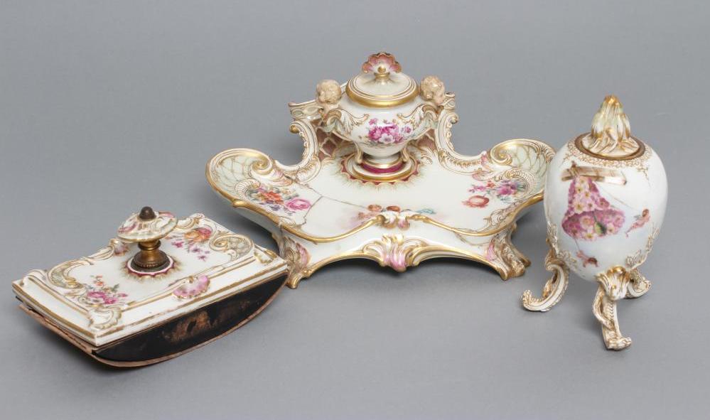 A BERLIN PORCELAIN DESK BLOTTER Image