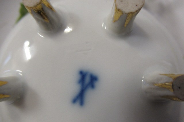 A MEISSEN PORCELAIN CABINET CUP AND SAUCER Image