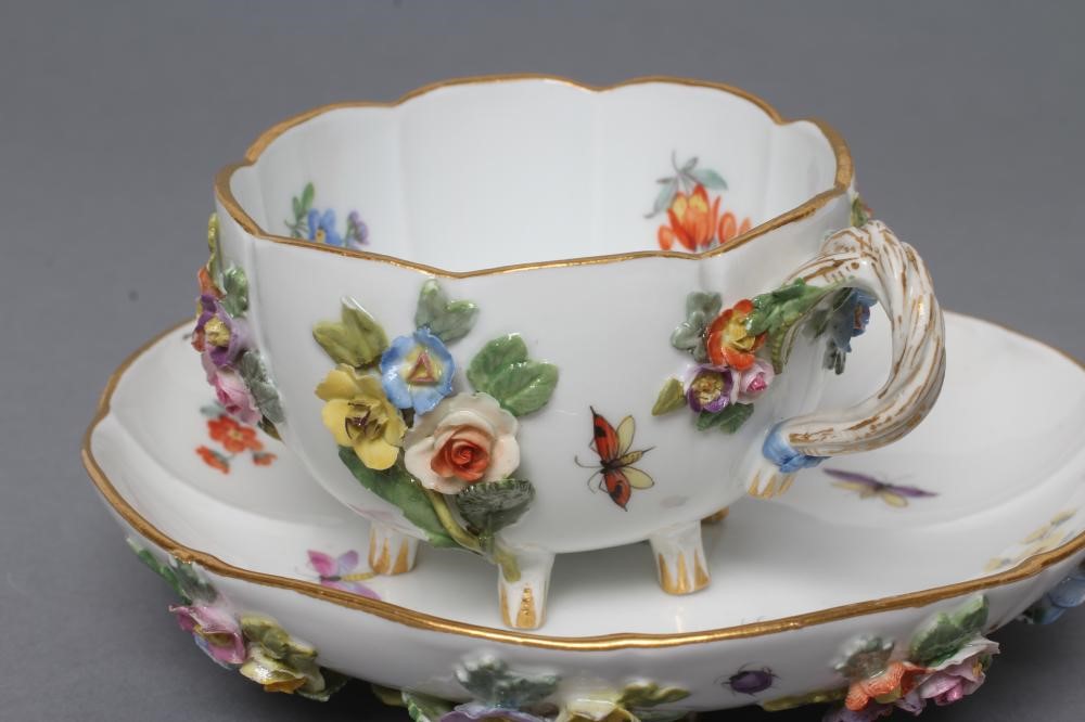 A MEISSEN PORCELAIN CABINET CUP AND SAUCER Image