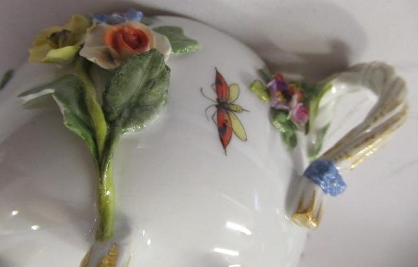 A MEISSEN PORCELAIN CABINET CUP AND SAUCER Image