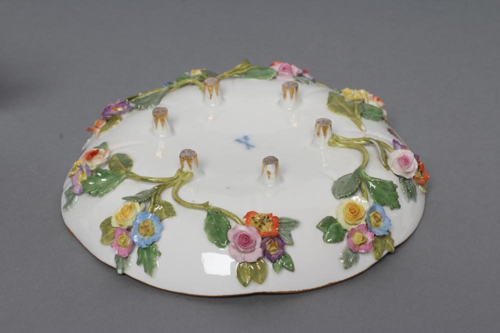 A MEISSEN PORCELAIN CABINET CUP AND SAUCER Image