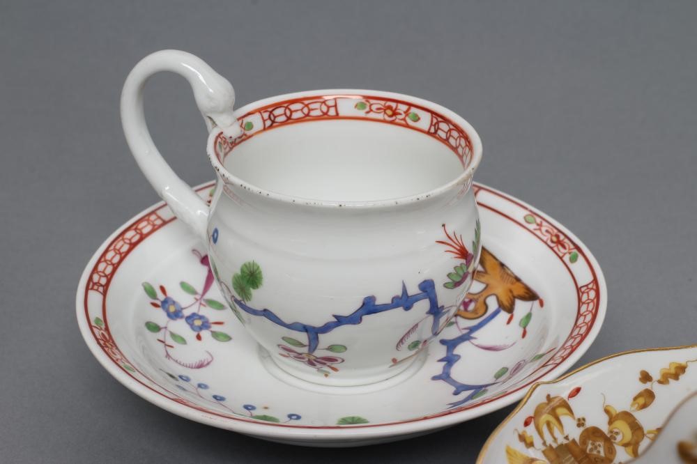 A MEISSEN PORCELAIN CUP AND SAUCER Image