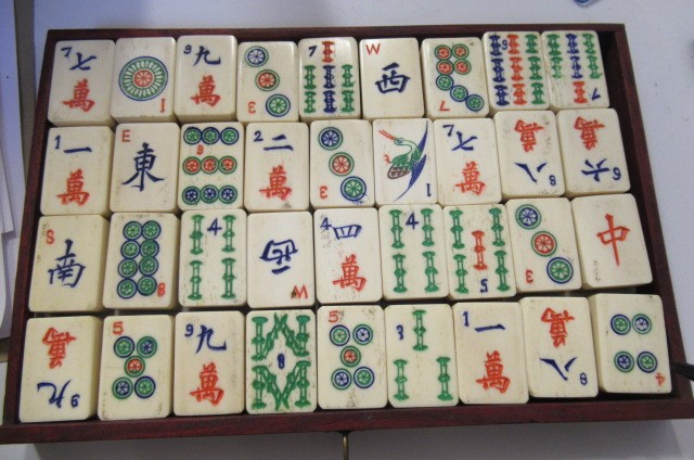A CHINESE BONE AND BAMBOO MAH-JONG SET Image