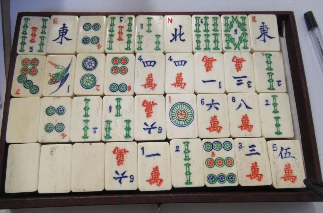 A CHINESE BONE AND BAMBOO MAH-JONG SET Image
