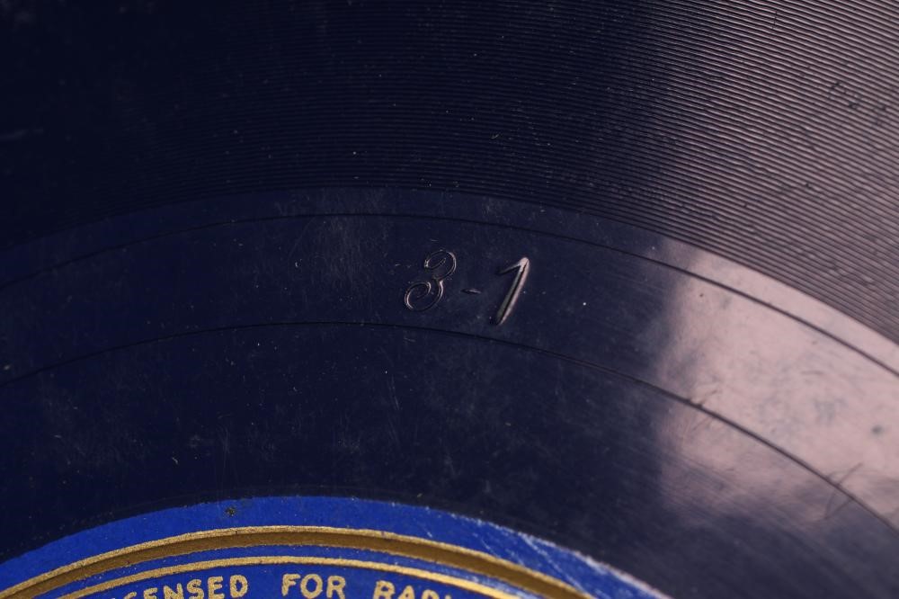 BILLIE HOLIDAY AND BENNY GOODMAN BLUE WAX COLUMBIA 78 R.P.M. RECORDS Image