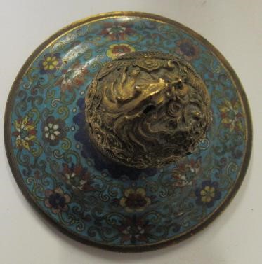 A CHINESE CLOISONNE ENAMEL TRIPOD CENSER AND COVER Image