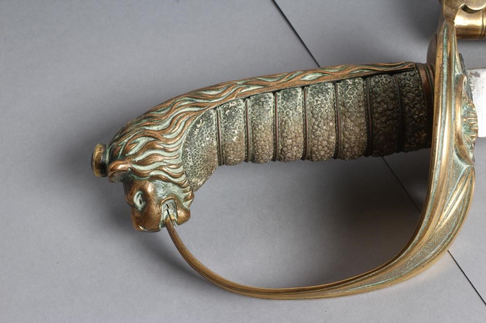 AN 1827 PATTERN NAVAL OFFICER'S SWORD Image