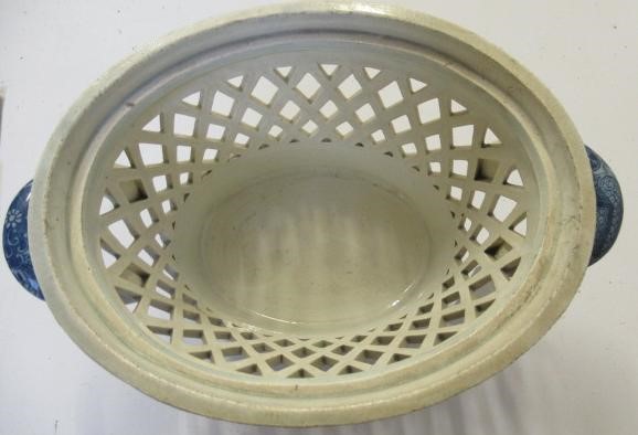 A PEARLWARE CHESTNUT BASKET Image