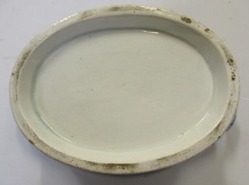 A PEARLWARE CHESTNUT BASKET Image