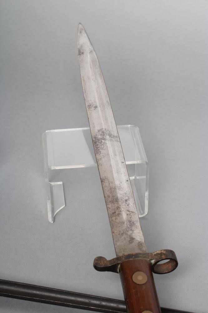 THREE BAYONETS Image