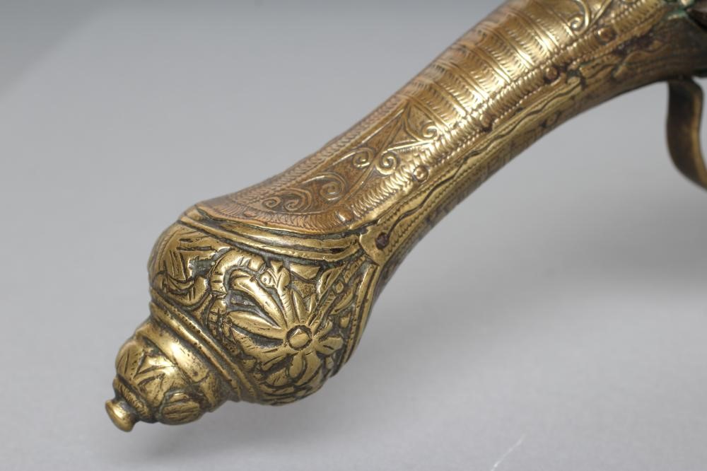 A INTERESTING ARABIAN FLINTLOCK PISTOL Image