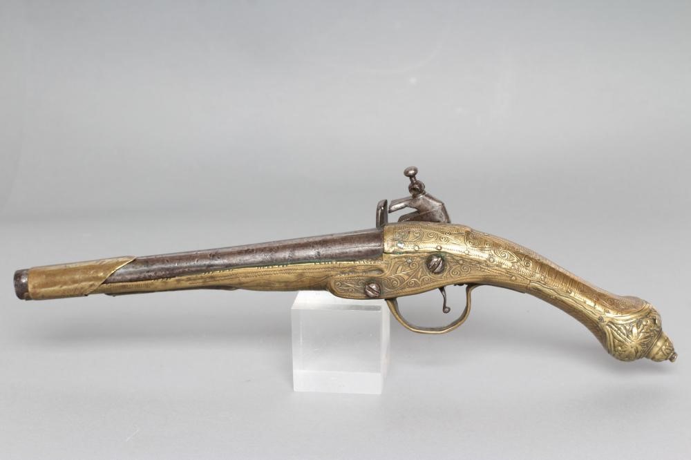 A INTERESTING ARABIAN FLINTLOCK PISTOL Image