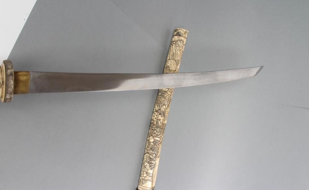 A JAPANESE WAKIZASHI Image