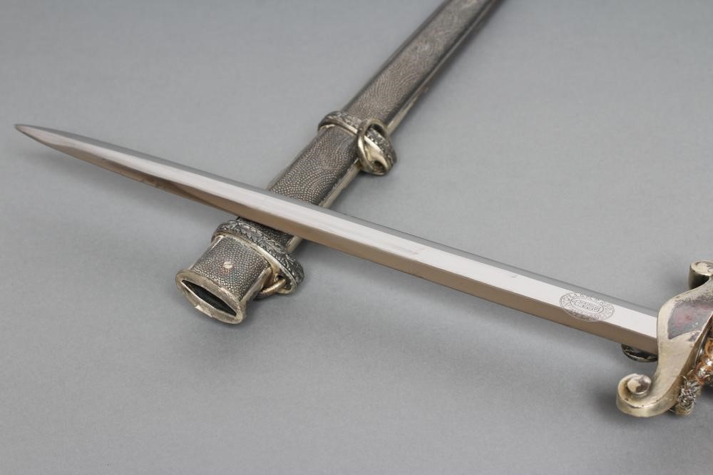 A THIRD REICH ARMY OFFICER'S DAGGER Image