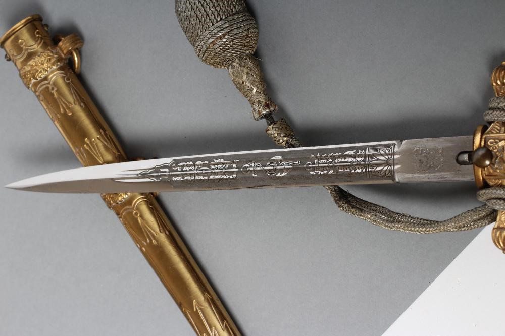 A THIRD REICH NAVAL OFFICER'S DAGGER Image
