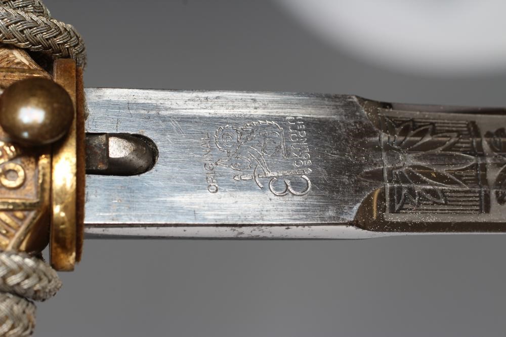 A THIRD REICH NAVAL OFFICER'S DAGGER Image