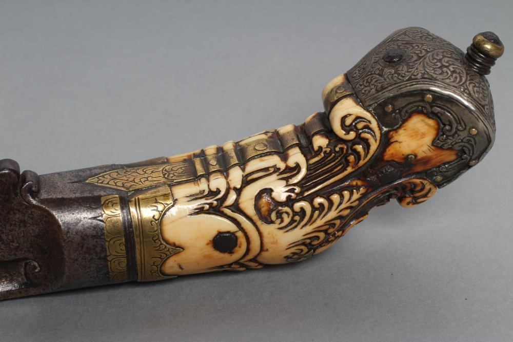 A CEYLONESE PHIA KAETTA KNIFE Image