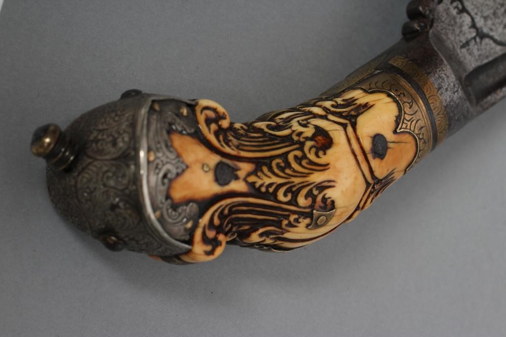 A CEYLONESE PHIA KAETTA KNIFE Image