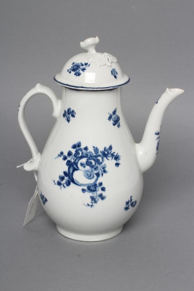 A FIRST PERIOD WORCESTER PORCELAIN FRUIT SPRIGS PATTERN COFFEE POT AND COVER Image
